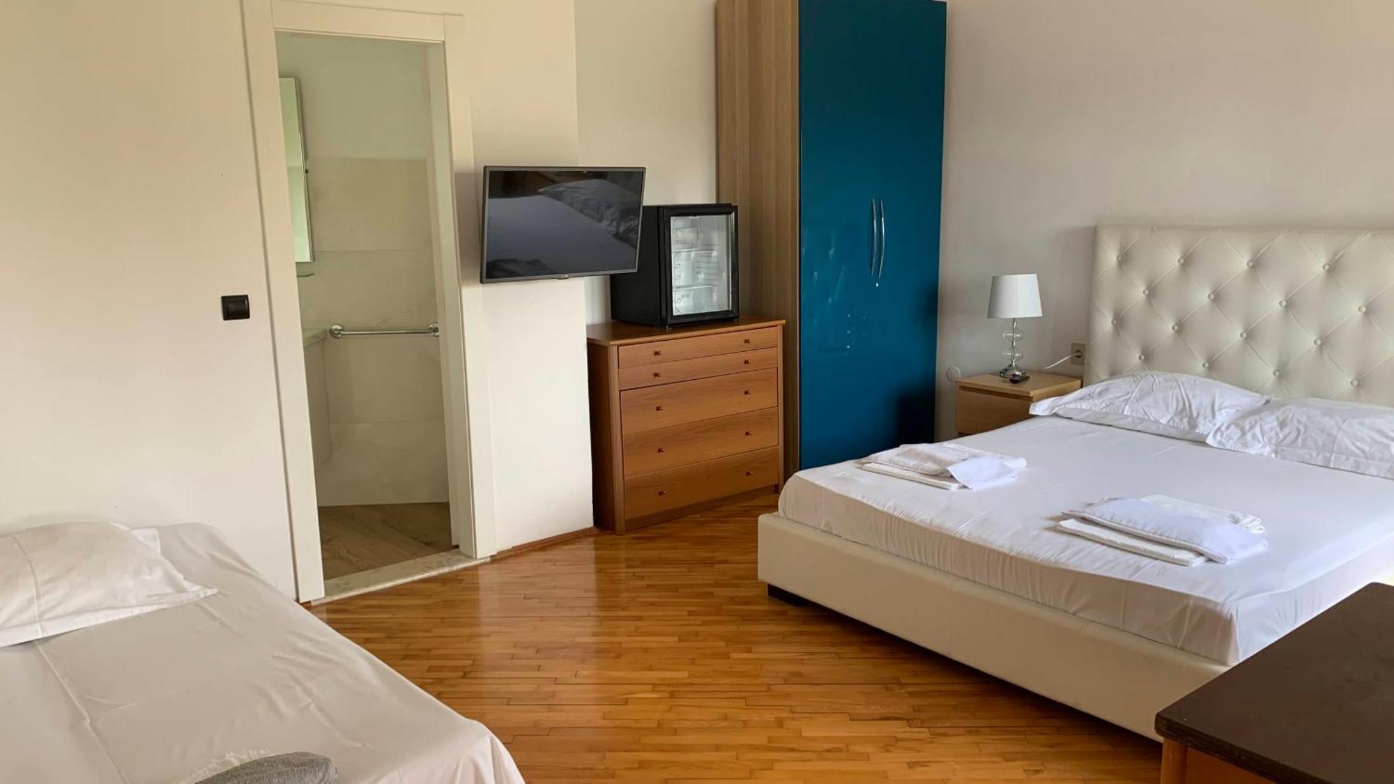 Gargamelo Pension Porec Exterior photo